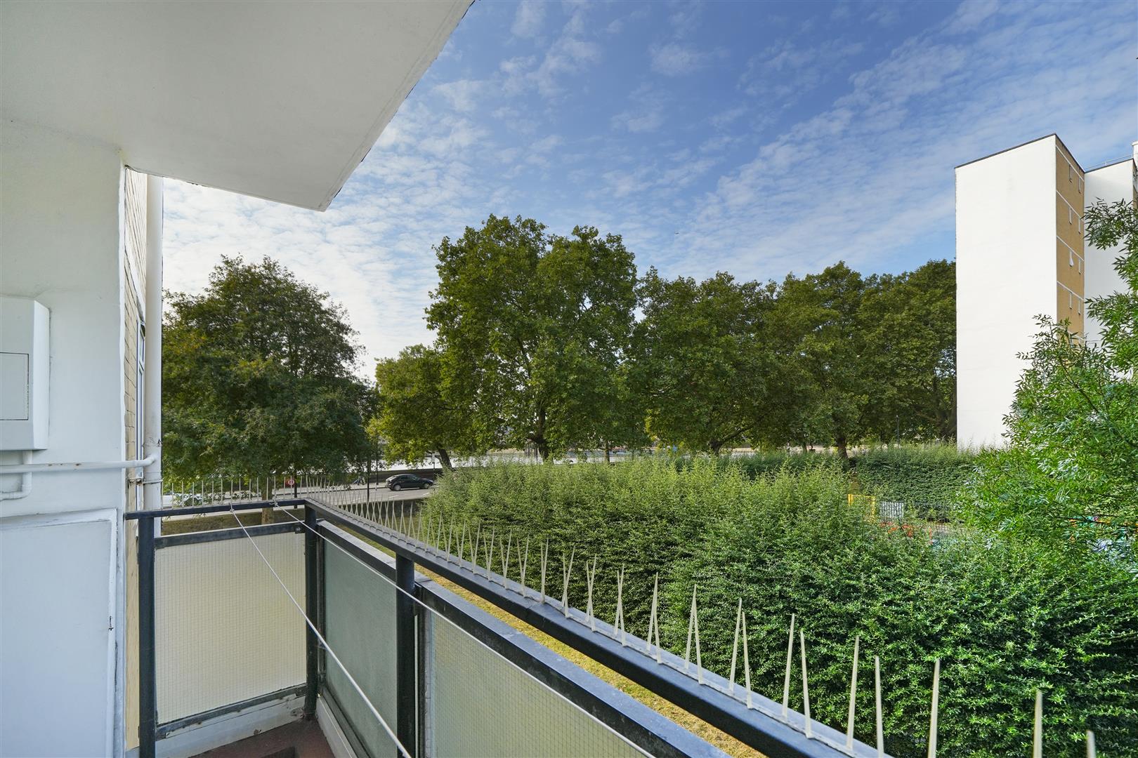 Churchill Gardens, SW1V